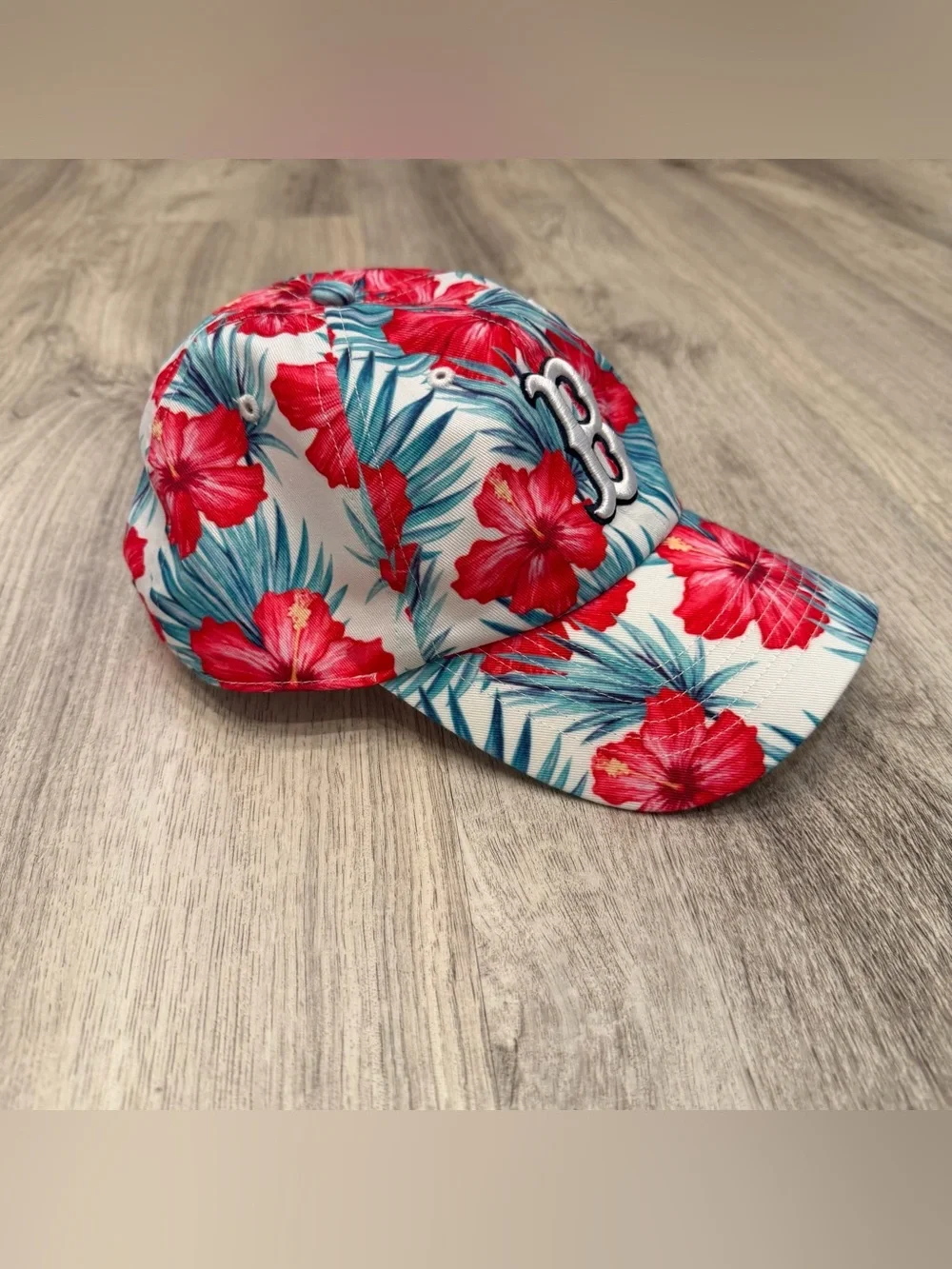 NWOT ’47 Brand Boston Red Sox Tropical Floral‎ Adjustable Baseball Hat
